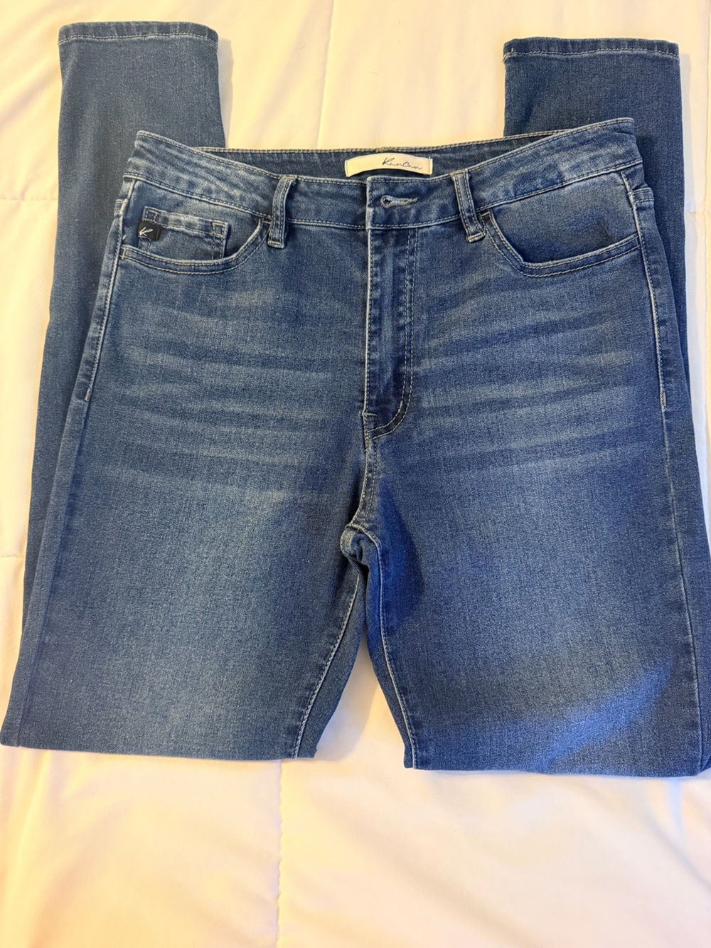 Kancan Skinny Jeans size 9/28 whispered ankle Perfect Condition!!